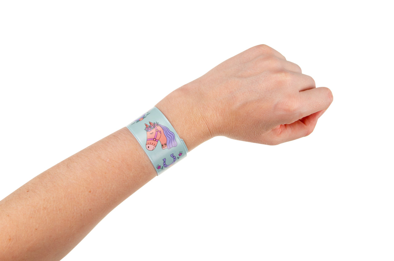 Single Horse Snap Bracelet