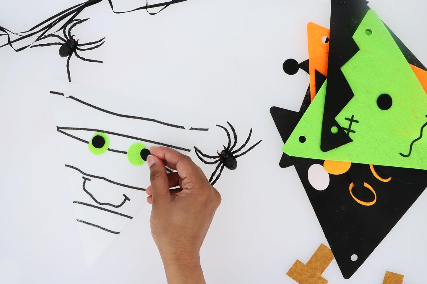 Pack of 12 DIY Felt Halloween Bunting Sets