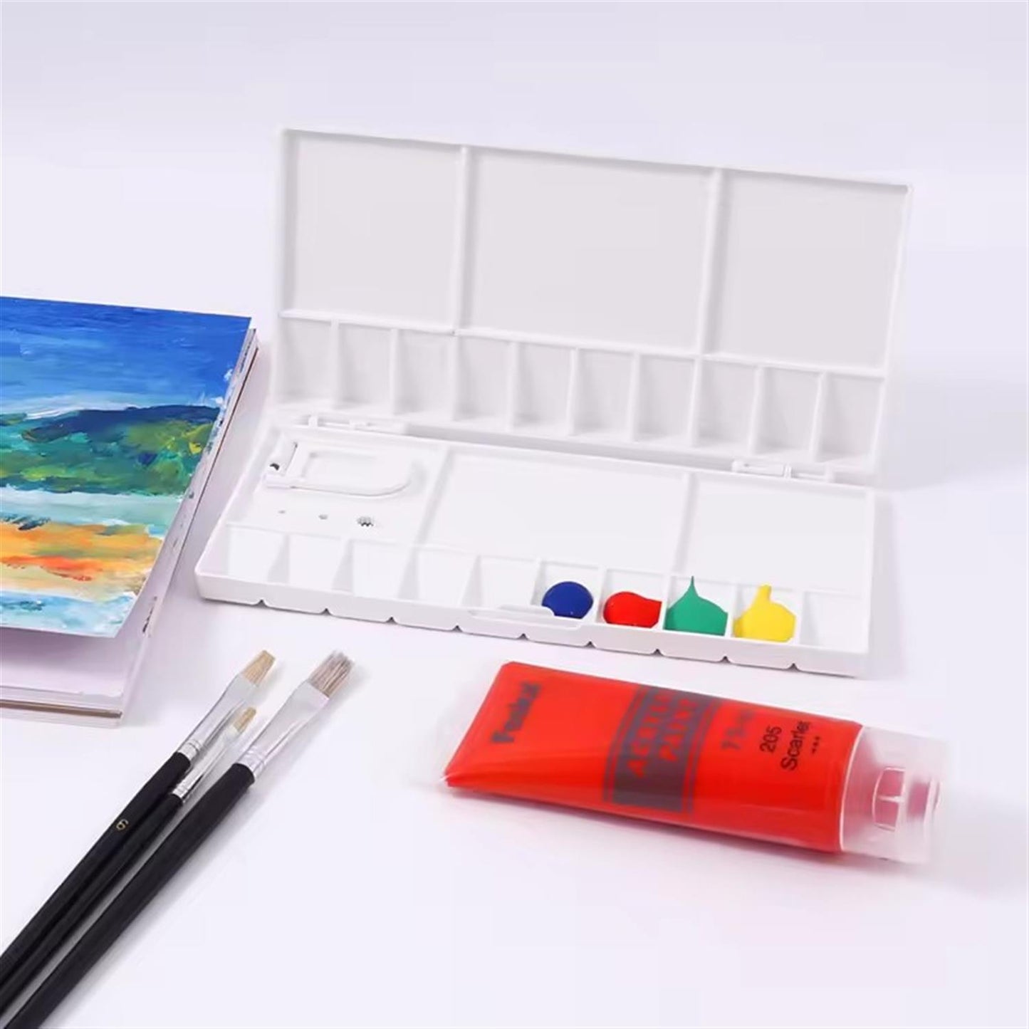 Watercolor Folding Palette with Thumbhole Durable and Portable