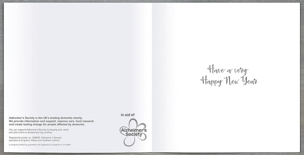 Pack of 8 Berry Wreath Alzheimer's Society Charity Christmas Cards