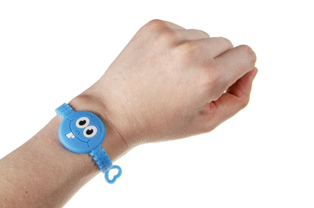 Single Emotion Faces Bracelet 19cm