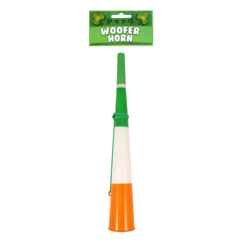 Horn Ireland Flag Colours 38cm with Green String