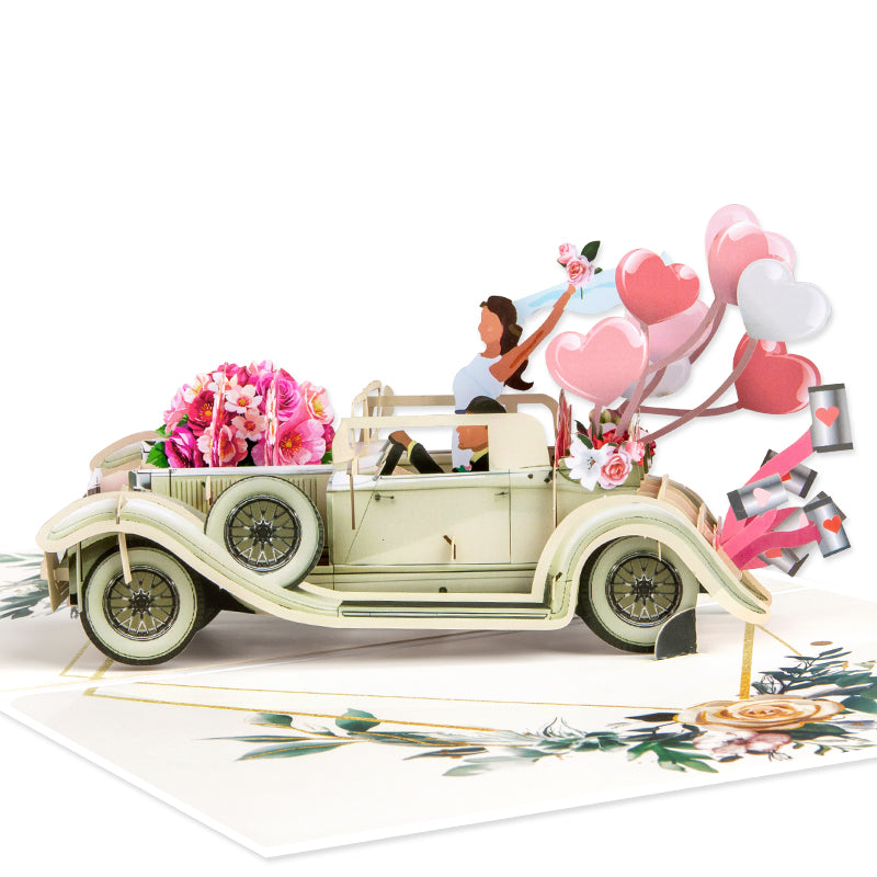 Vintage Car with Bride & Groom “Just Married” 3D Pop Up Wedding Congratulations Card