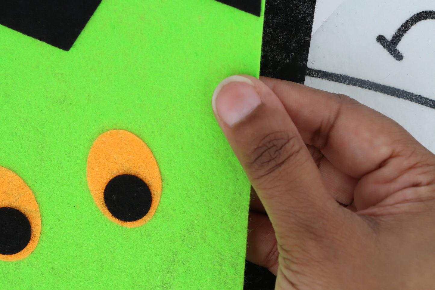 Pack of 12 DIY Felt Halloween Bunting Sets