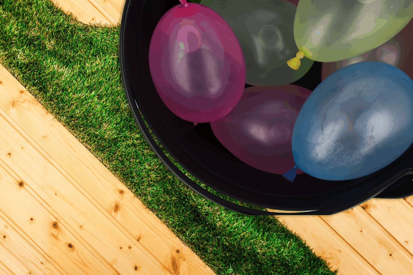 Box of 960 Water Bombs Balloons Assorted Neon Colours