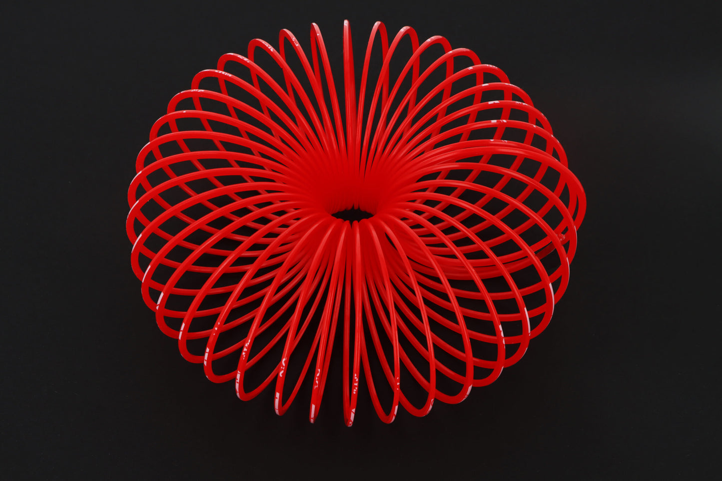 Pack of 6 Red Christmas Springs 6.5cm