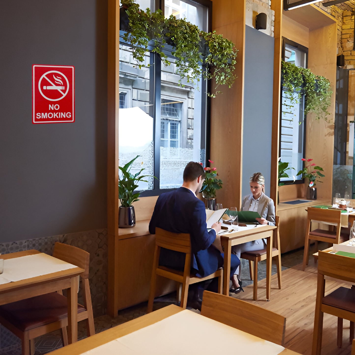 Pack of 36 No Smoking Self-Adhesive Labels 80x110mm