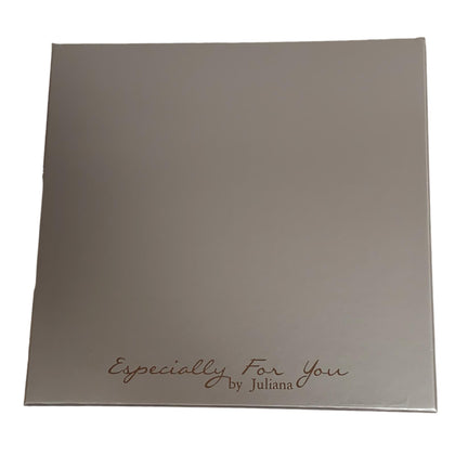 Especially White PU Collage Album Juliana With Engraving Plate