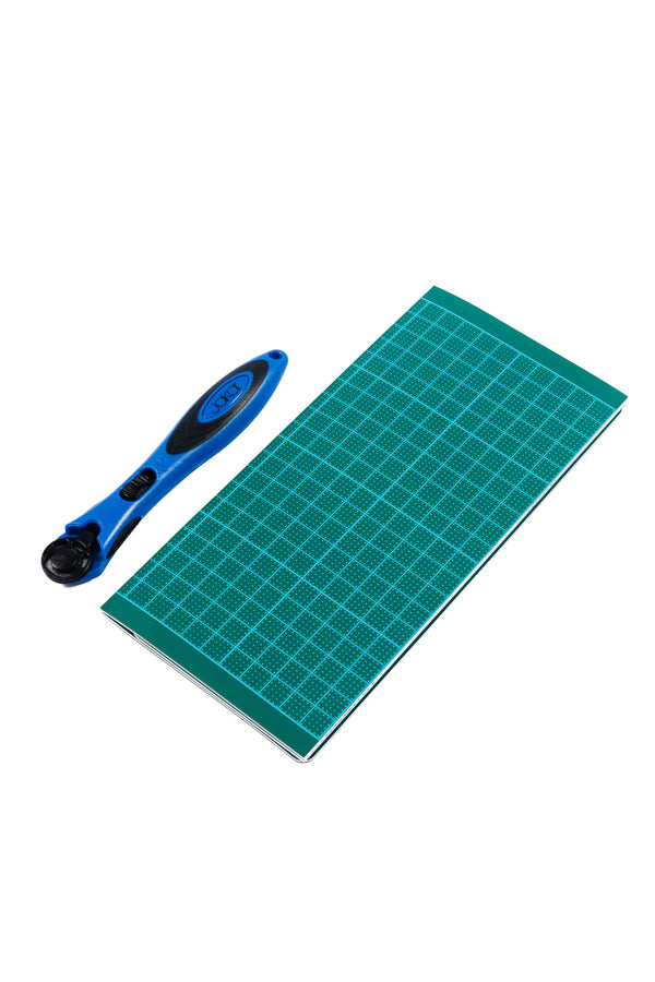 Mini Rotary Cutter Set With A4 Folding Cutting Mat
